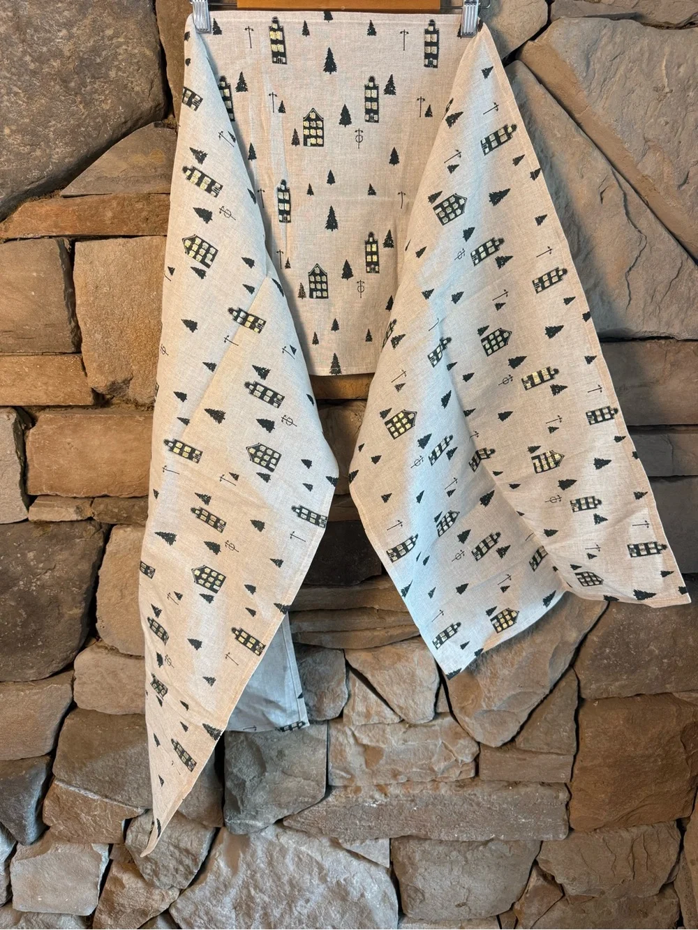 New🌟Terrain-Evergreen Concordville Village-Table Runner